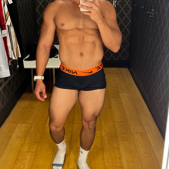 Meet your Posher, Andrés - Picture 2 of 3